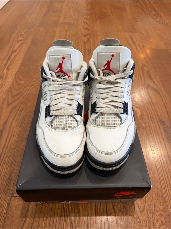 Air Jordan 4 Retro OG WHITE CEMENT main image 9